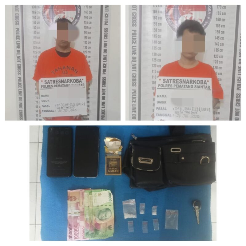 Foto : Kedua tersangka dan sejumlah barang bukti yang di amankan. 