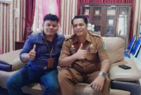 Foto : kiri Parlin Tamba Ketua team investigasi Sumut, kanan plt kadis DPMN Elianto Purba 