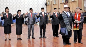 Bupati Simalungun Lantik Mixnon Andreas Simamora Sebagai Sekda Simalungun