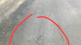 Foto : Aspal Hotmix Sudah Mengalami Rusak Dan Sudah Retak-Retak Di Desa Tunggul 45 Menuju Ofa Padang Mahondang