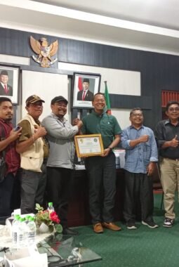Soroti Pembangunan Ibukota Raya dan Polemik Nama Gedung, IJRS Sambangi Ketua DPRD Simalungun