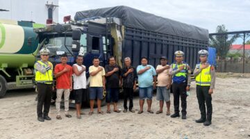 Ops Ketupat Toba 2026,Sat Lantas Polres Pematangsiantar Sosialisasikan SKB Pembatasan Operasional Kendaraan Sumbu 3 