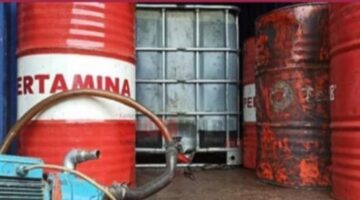 Diduga Mafia Solar Oplosan Beroperasi Bebas di Tualang–Perawang Barat, Truk Tangki Cold Diesel Hilir Mudik ke Dumai, Aparat Diminta Bertindak