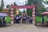 Foto SMP N 1 Siantar yang berada di Bata enam Nagori Sitalasari. 