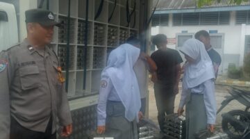 Bhabinkamtibmas Polsek Siantar Timur Monitoring Distribusi MBG di SMU Negeri 4
