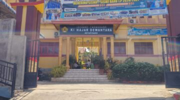 Foto : lokasi sekolah yayasan Ki Hajar Dewantara Kota Pinang, Labuhanbatu Selatan. Sabtu (02/05/2026) 