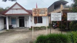 Foto istimewah kantor kepala desa Gurgur aek raja. 