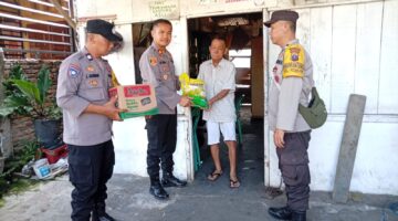 Sambut HUT Bhayangkara ke 80, Kapolsek Siantar Timur Berikan Bansos kepada Warga Kurang Mampu 