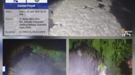 Foto : tampak aliran sungai bah Sombuh tercemar limbah