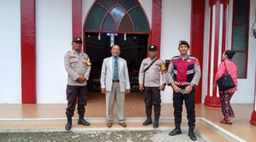 Polsek Pangkalan Susu Polres Langkat Hadirkan Rasa Aman Lewat Program Minggu Kasi dan Pengamanan Ibadah Gereja