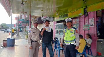 Sat Lantas Polres Pematangsiantar Sosialisasi Tertib Berlalu Lintas kepada Pengemudi dan Mandor Bus