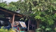 Foto : rumah TS diduga tempat transaksi barang haram jenis sabu. 