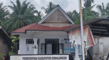 Foto : Kantor Pangulu Sayur Matinggi, Kecamatan Ujung Pandang, Kabupaten Simalungun. 
