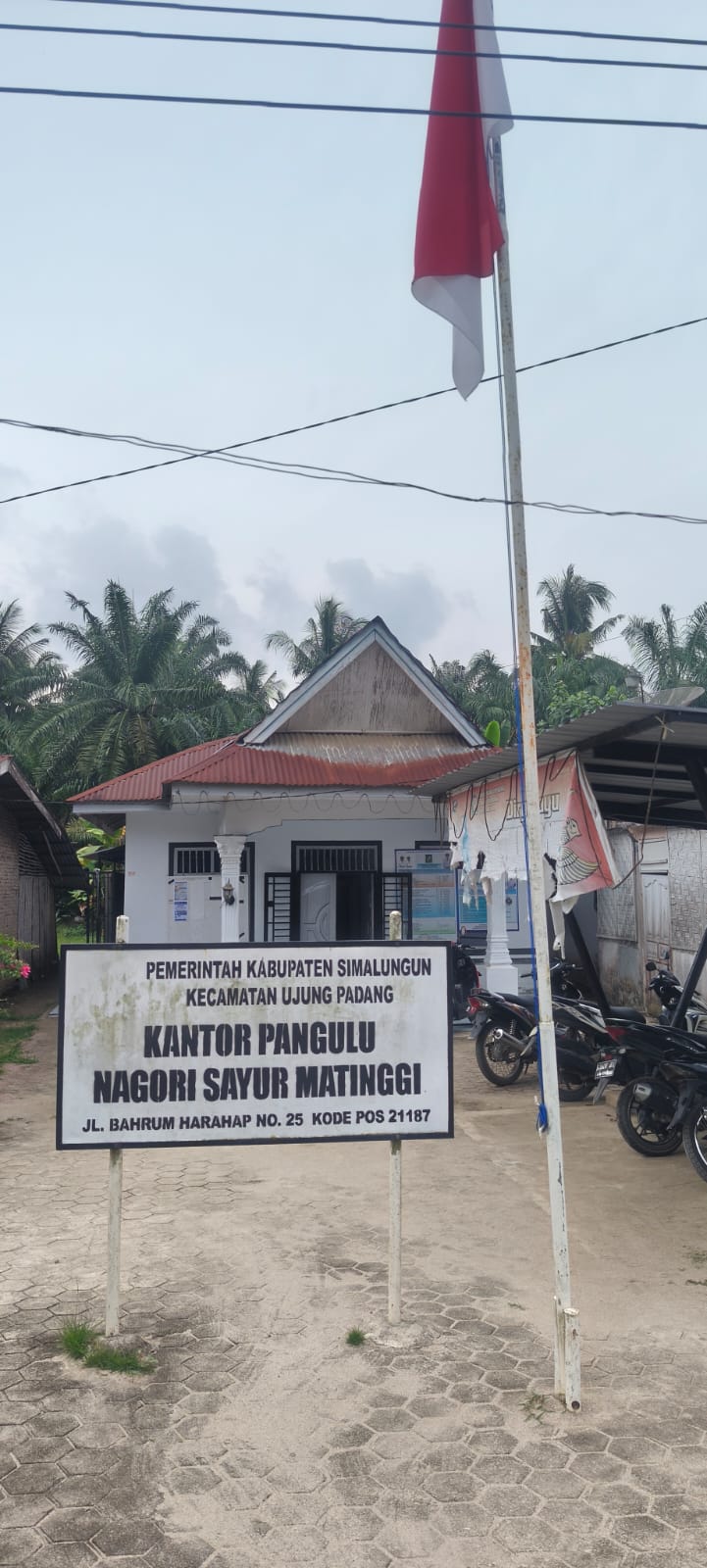 Foto : Kantor Pangulu Sayur Matinggi, Kecamatan Ujung Pandang, Kabupaten Simalungun. 