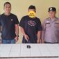 Foto tengan VM terduga pelaku miliki sabu satu klip. 