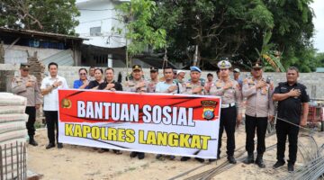 Kapolres Langkat Salurkan Bantuan Material untuk Pembangunan Gereja 