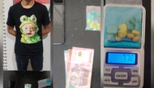 Foto : pelaku MAC (29) dan sejumlah barang bukti.