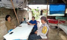 Bhabinkamtibmas Polsek Siantar Marihat Sambang Kamtibmas di Jalan Farel Pasaribu