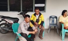 Bhabinkamtibmas Polsek Siantar Selatan Mendata Warga Untuk Dimasukkan Dalam Aplikasi Parlinsos 